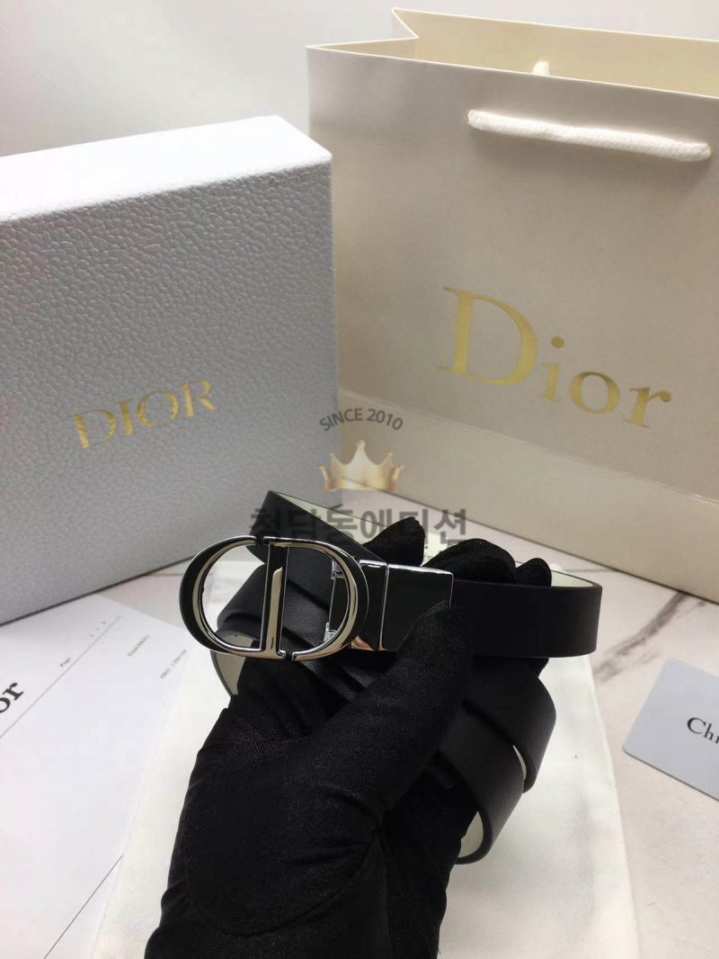 2ee949c45facac378fe577dc72c751be_1760948038_8207.jpg 2ee949c45facac378fe577dc72c751be_1760948038_8207.jpg