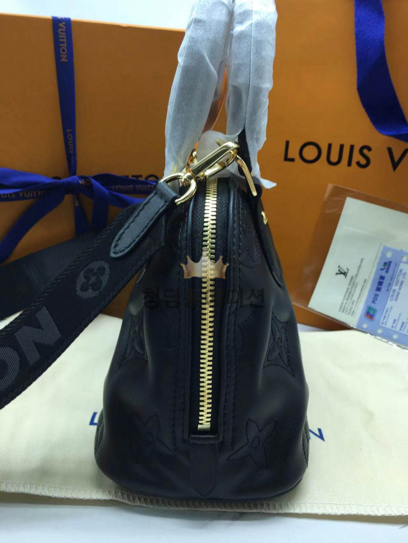 2ee949c45facac378fe577dc72c751be_1760953116_1884.jpg 2ee949c45facac378fe577dc72c751be_1760953116_1884.jpg