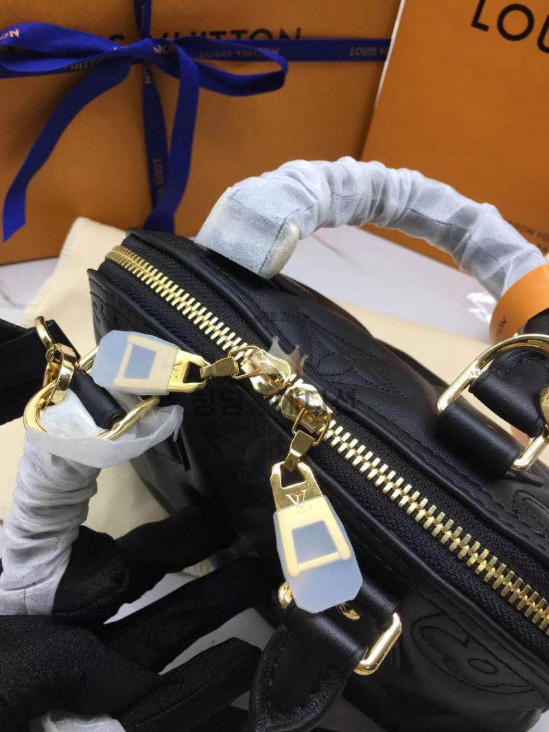 2ee949c45facac378fe577dc72c751be_1760953117_2562.jpg 2ee949c45facac378fe577dc72c751be_1760953117_2562.jpg