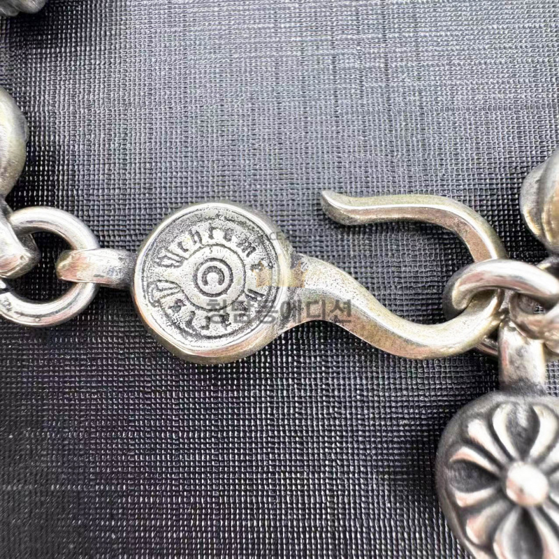 965c46ee2667b937890b2c2383321a02_1760342264_8383.jpg 965c46ee2667b937890b2c2383321a02_1760342264_8383.jpg