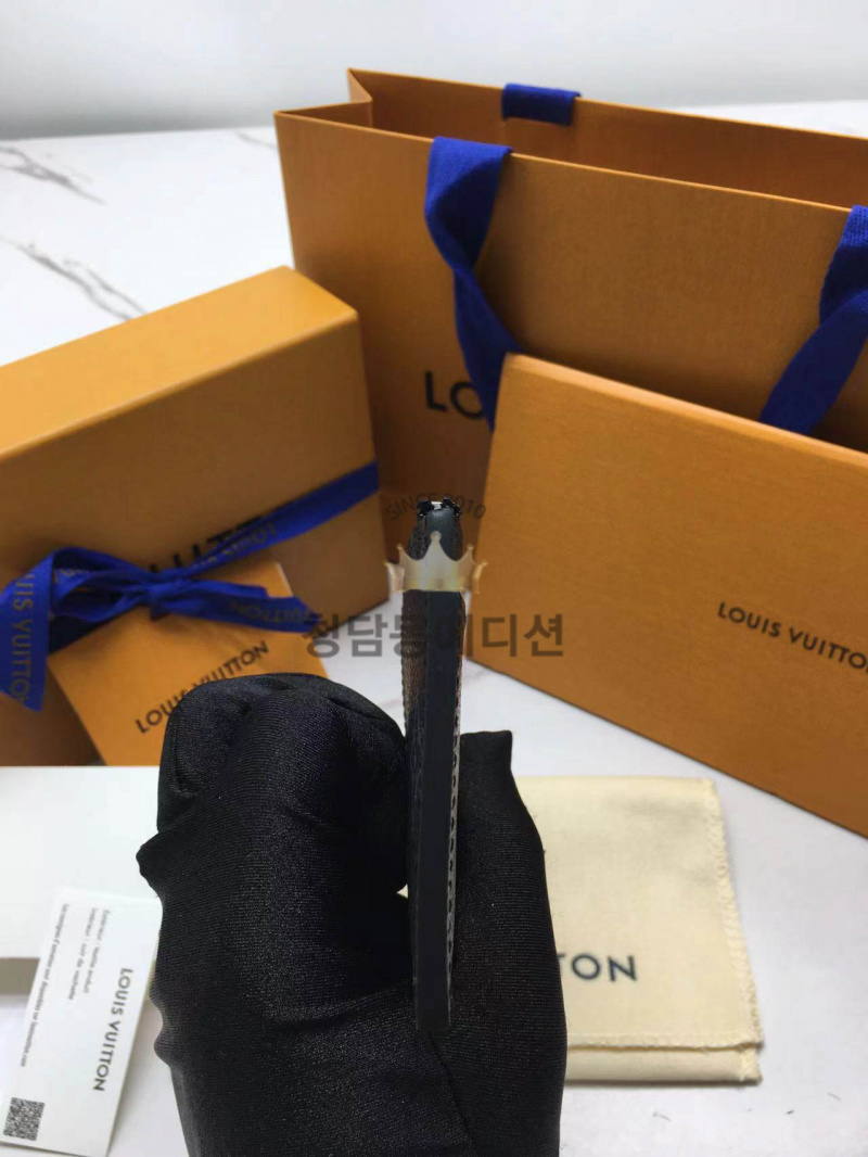 965c46ee2667b937890b2c2383321a02_1760348351_4181.jpg 965c46ee2667b937890b2c2383321a02_1760348351_4181.jpg