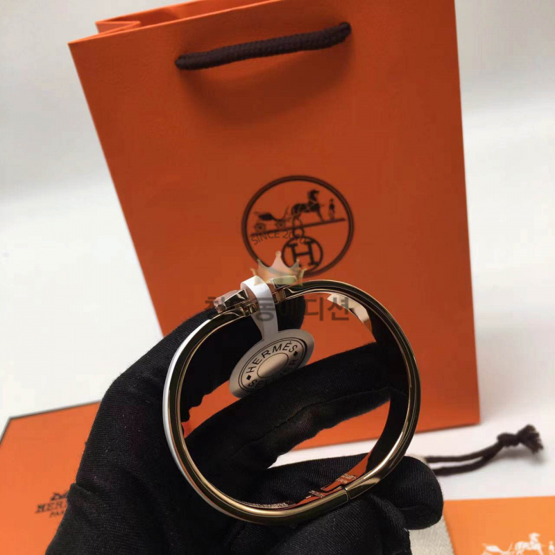 9ee39d33dc9e63f292626353c96d14dc_1761209819_8971.jpg 9ee39d33dc9e63f292626353c96d14dc_1761209819_8971.jpg