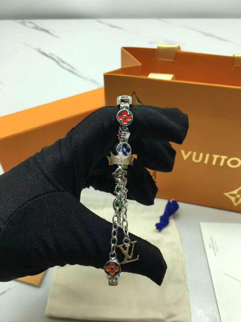 9ee39d33dc9e63f292626353c96d14dc_1761209873_0775.jpg 9ee39d33dc9e63f292626353c96d14dc_1761209873_0775.jpg