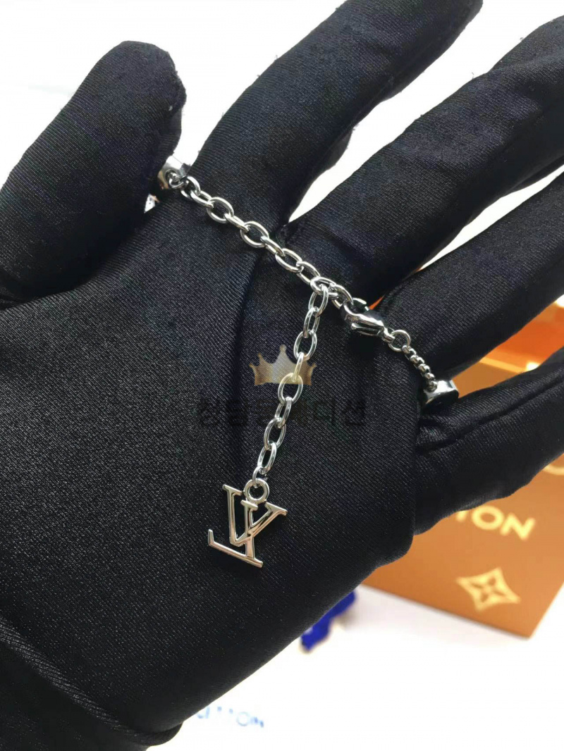 9ee39d33dc9e63f292626353c96d14dc_1761209874_9517.jpg 9ee39d33dc9e63f292626353c96d14dc_1761209874_9517.jpg