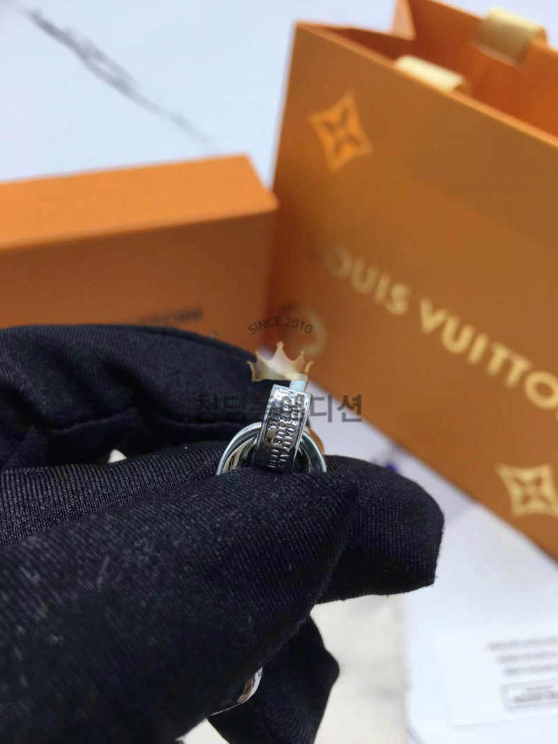 9ee39d33dc9e63f292626353c96d14dc_1761209912_2846.jpg 9ee39d33dc9e63f292626353c96d14dc_1761209912_2846.jpg