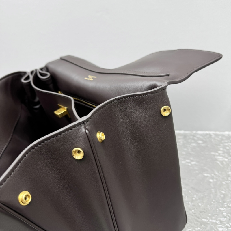 0474d62ae22b048bedfce9ecb3be2ae7_1762399381_9271.jpg 0474d62ae22b048bedfce9ecb3be2ae7_1762399381_9271.jpg