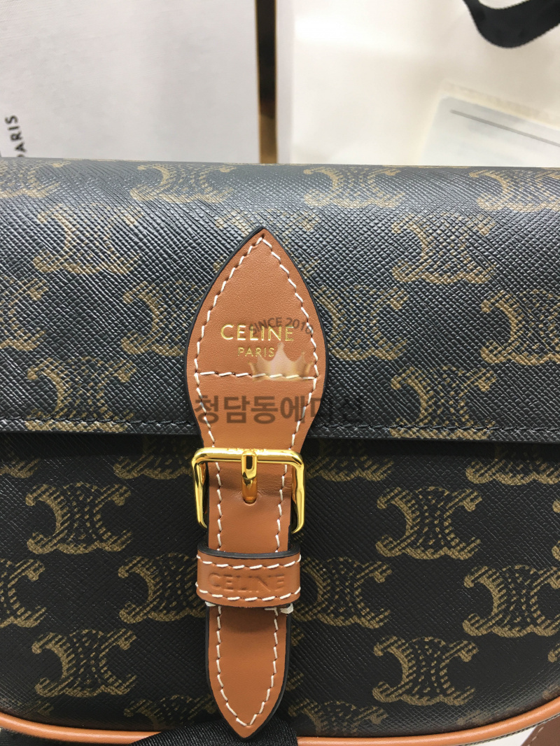 0aac2945427d161ef5ac1d10a15e0fe0_1764057718_1768.jpg 0aac2945427d161ef5ac1d10a15e0fe0_1764057718_1768.jpg