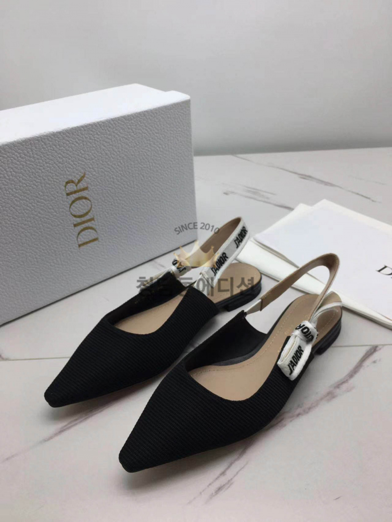 584438ded2a3801df55dd57d464280c8_1762318566_4912.jpg 584438ded2a3801df55dd57d464280c8_1762318566_4912.jpg