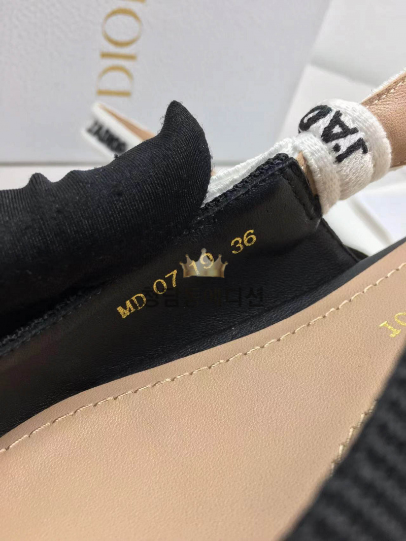 584438ded2a3801df55dd57d464280c8_1762318569_6014.jpg 584438ded2a3801df55dd57d464280c8_1762318569_6014.jpg