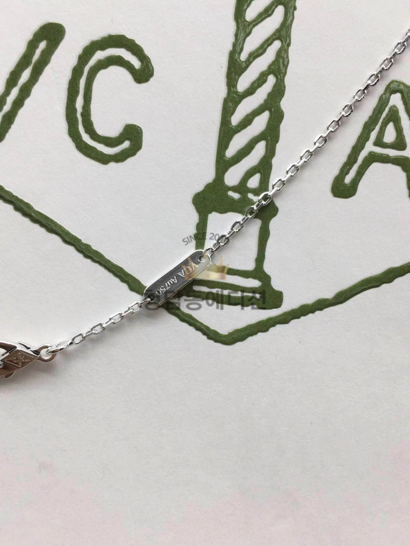 5f3e94b1b23aa8febc40d850de27be42_1762242925_5159.jpg 5f3e94b1b23aa8febc40d850de27be42_1762242925_5159.jpg