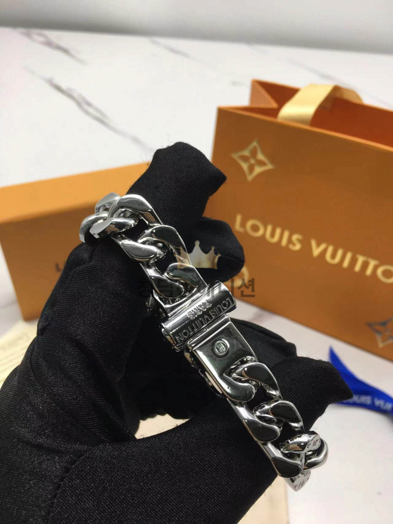 5f3e94b1b23aa8febc40d850de27be42_1762245900_4527.jpg 5f3e94b1b23aa8febc40d850de27be42_1762245900_4527.jpg