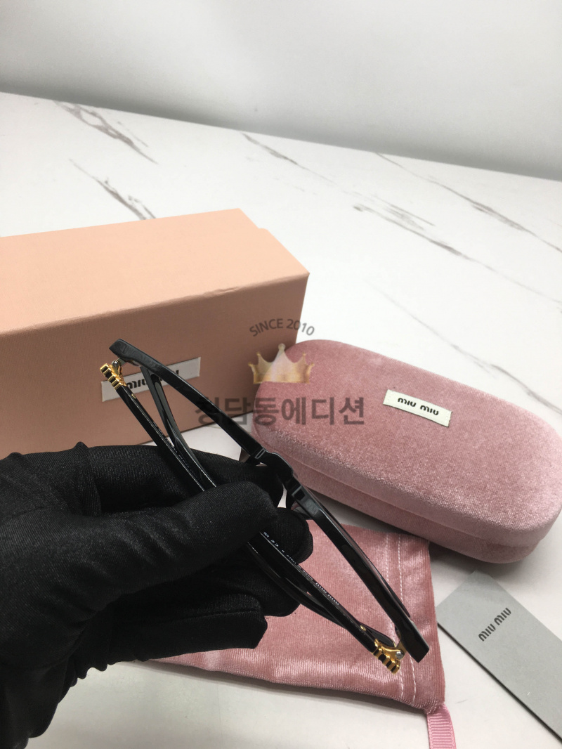 aa5055cbbb23ced500d0abf801d299ce_1764144371_5735.jpg aa5055cbbb23ced500d0abf801d299ce_1764144371_5735.jpg