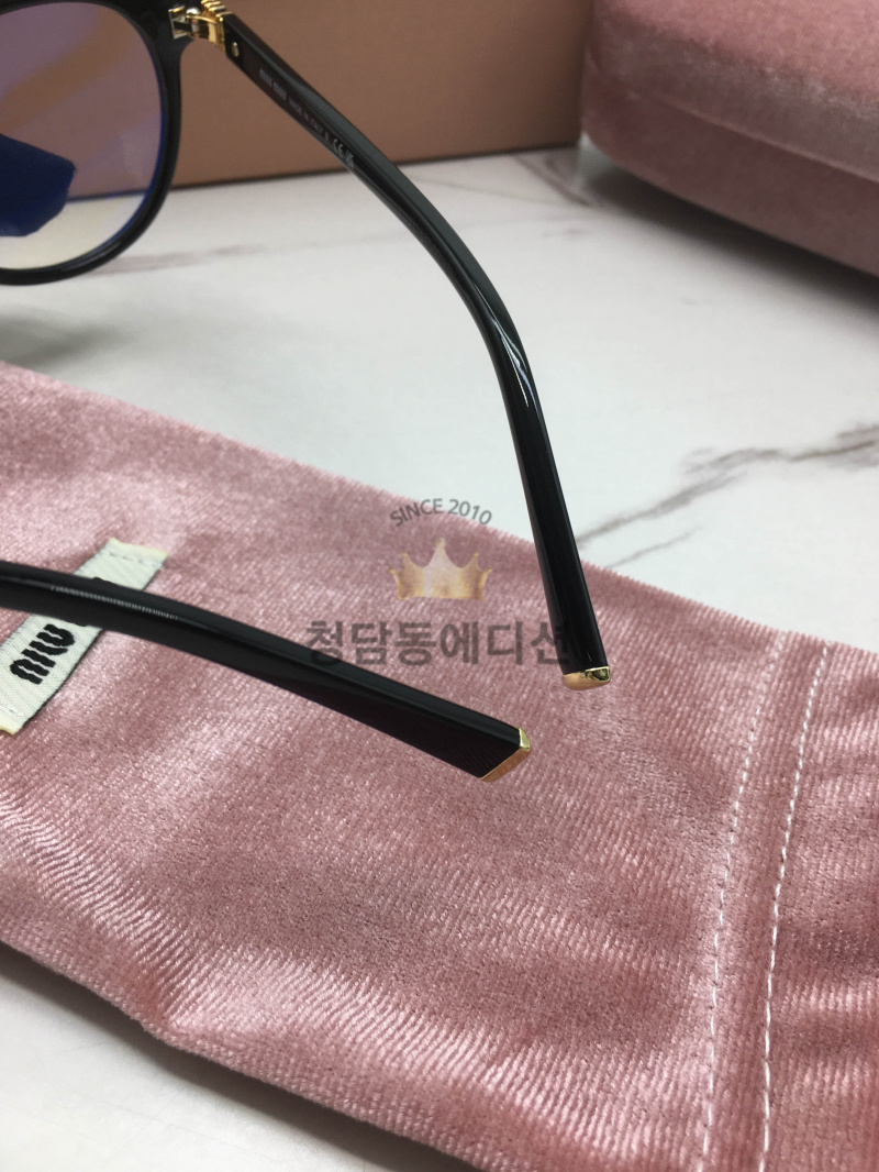 aa5055cbbb23ced500d0abf801d299ce_1764144383_2479.jpg aa5055cbbb23ced500d0abf801d299ce_1764144383_2479.jpg