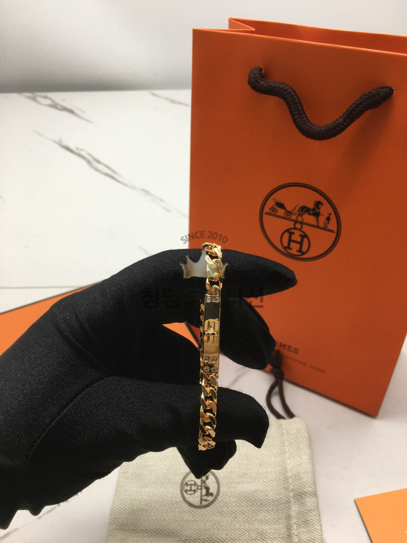 aa5055cbbb23ced500d0abf801d299ce_1764145957_9517.jpg aa5055cbbb23ced500d0abf801d299ce_1764145957_9517.jpg