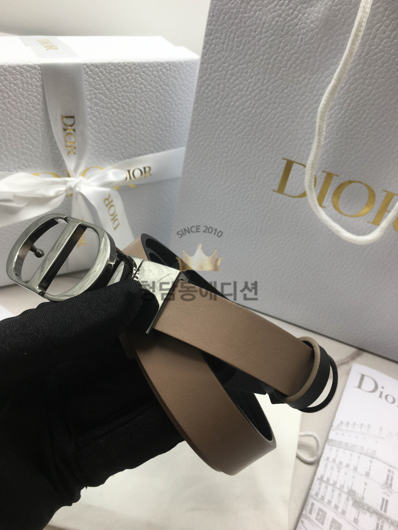 aa5055cbbb23ced500d0abf801d299ce_1764146958_4001.jpg aa5055cbbb23ced500d0abf801d299ce_1764146958_4001.jpg