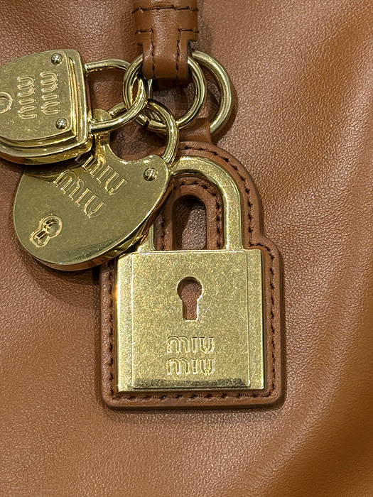 ad7bf643a620e7b41e16404e230f2c7c_1762419421_7764.jpg ad7bf643a620e7b41e16404e230f2c7c_1762419421_7764.jpg