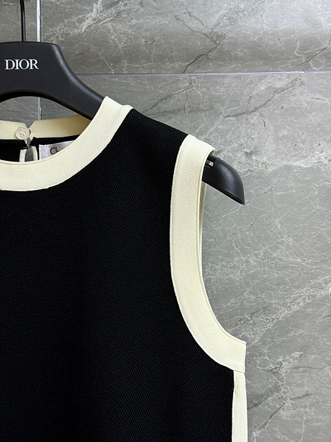 c6686843544da7499bef7f4f7654208f_1762311237_7824.jpg c6686843544da7499bef7f4f7654208f_1762311237_7824.jpg