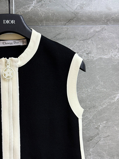 c6686843544da7499bef7f4f7654208f_1762311338_1865.jpg c6686843544da7499bef7f4f7654208f_1762311338_1865.jpg