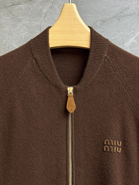 c6686843544da7499bef7f4f7654208f_1762313901_5507.jpg c6686843544da7499bef7f4f7654208f_1762313901_5507.jpg