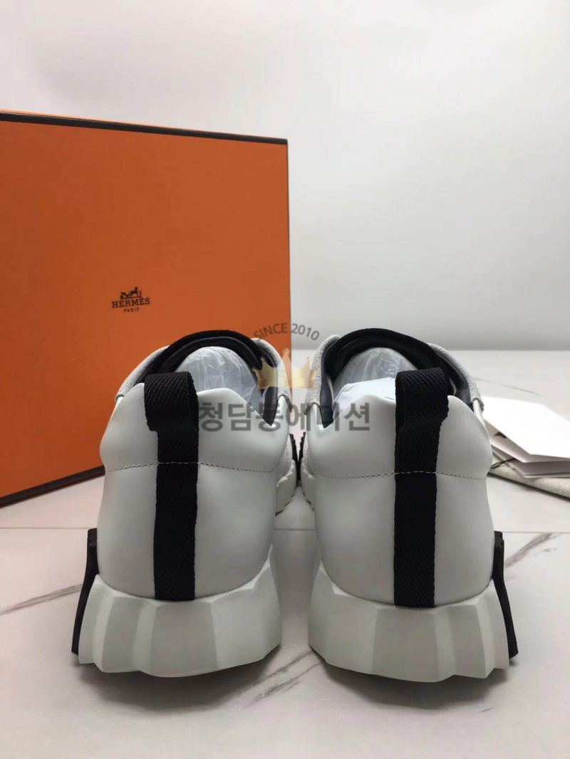 d24547d646d1027f8ee429eaf9558aa7_1763019338_2304.jpg d24547d646d1027f8ee429eaf9558aa7_1763019338_2304.jpg