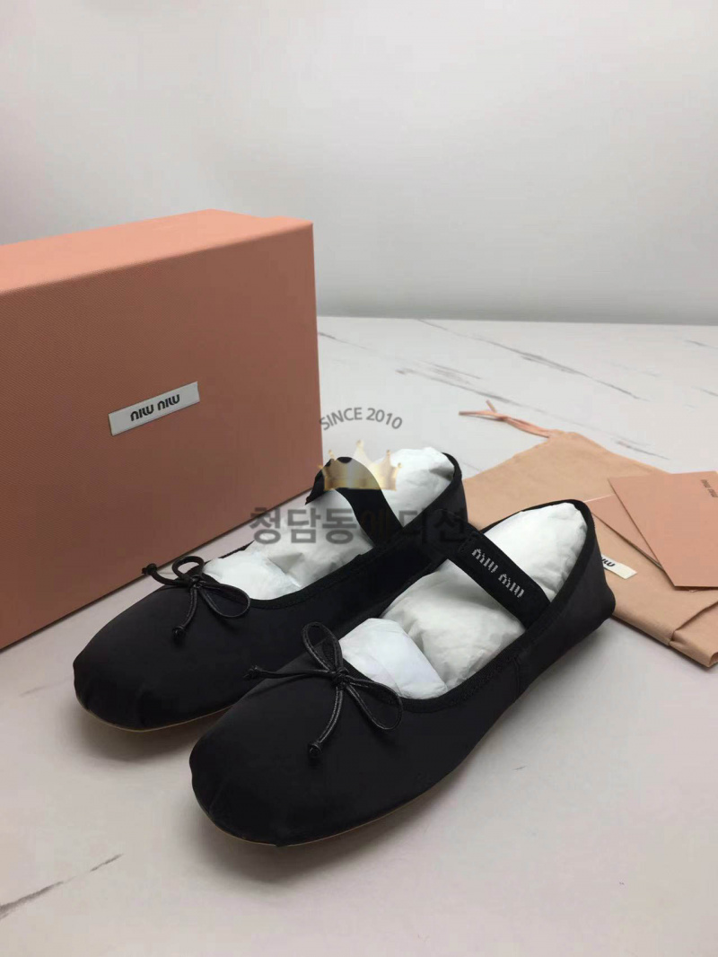 d24547d646d1027f8ee429eaf9558aa7_1763020840_2378.jpg d24547d646d1027f8ee429eaf9558aa7_1763020840_2378.jpg