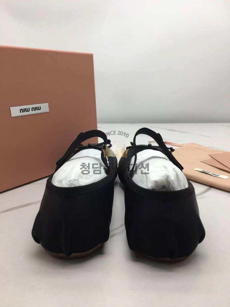 d24547d646d1027f8ee429eaf9558aa7_1763020840_8523.jpg d24547d646d1027f8ee429eaf9558aa7_1763020840_8523.jpg