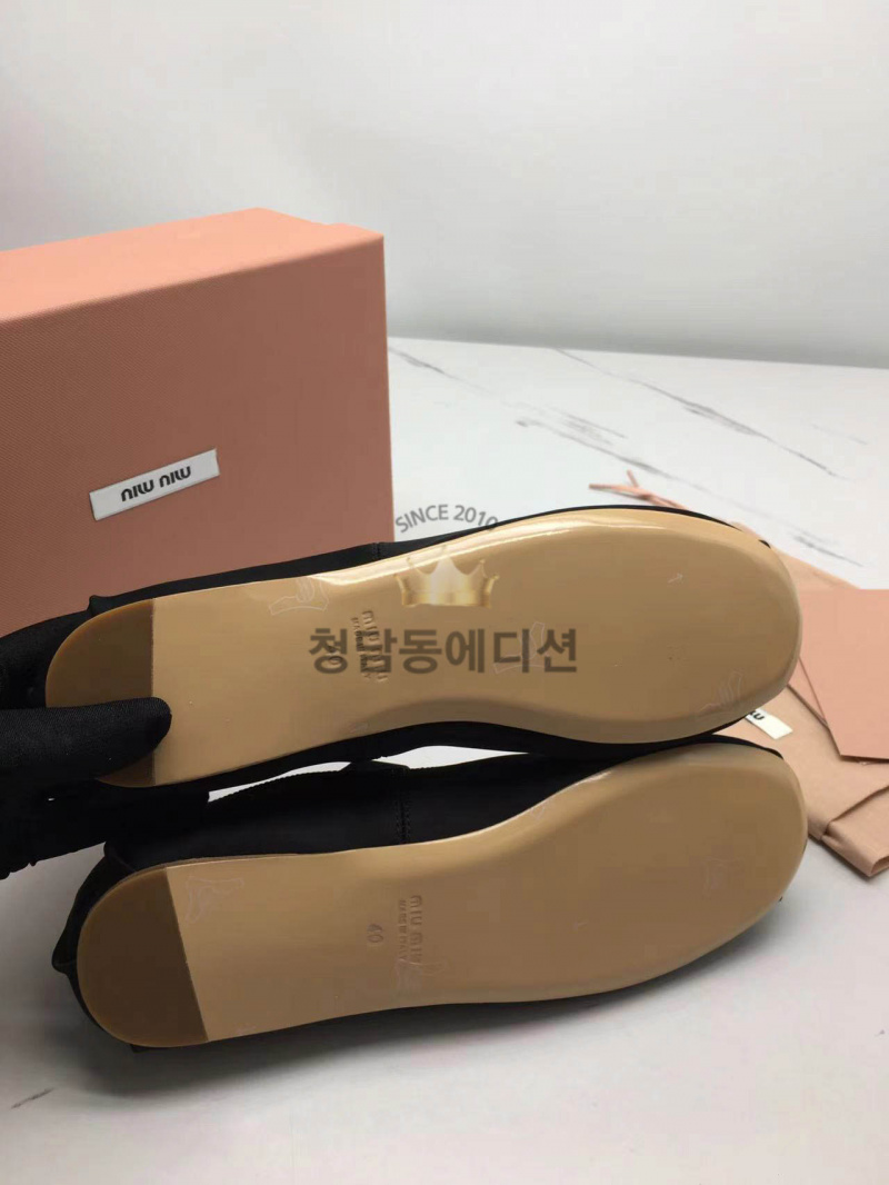 d24547d646d1027f8ee429eaf9558aa7_1763020843_2973.jpg d24547d646d1027f8ee429eaf9558aa7_1763020843_2973.jpg