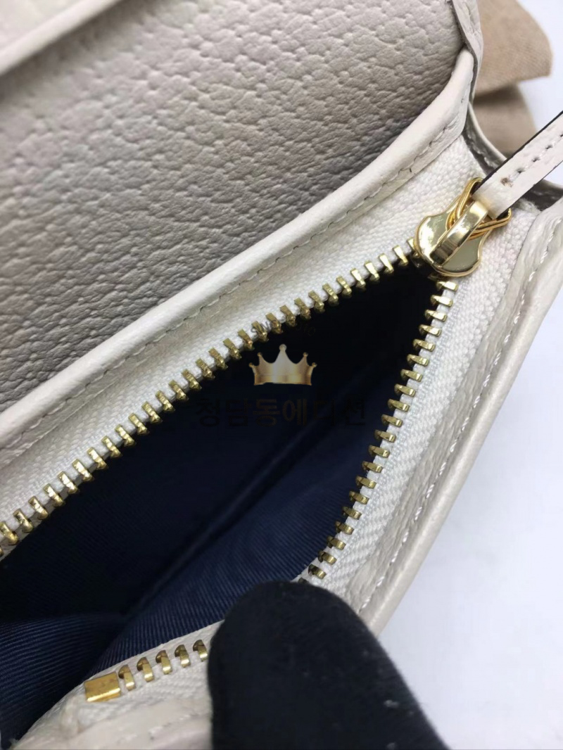 0f9a642512ccc6b95f1832ea714655ab_1765255301_7669.jpg 0f9a642512ccc6b95f1832ea714655ab_1765255301_7669.jpg