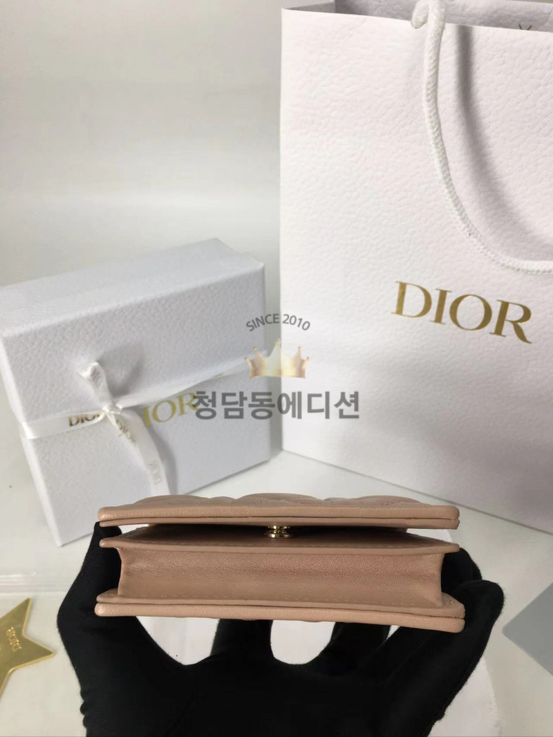 0f9a642512ccc6b95f1832ea714655ab_1765256638_852.jpg 0f9a642512ccc6b95f1832ea714655ab_1765256638_852.jpg