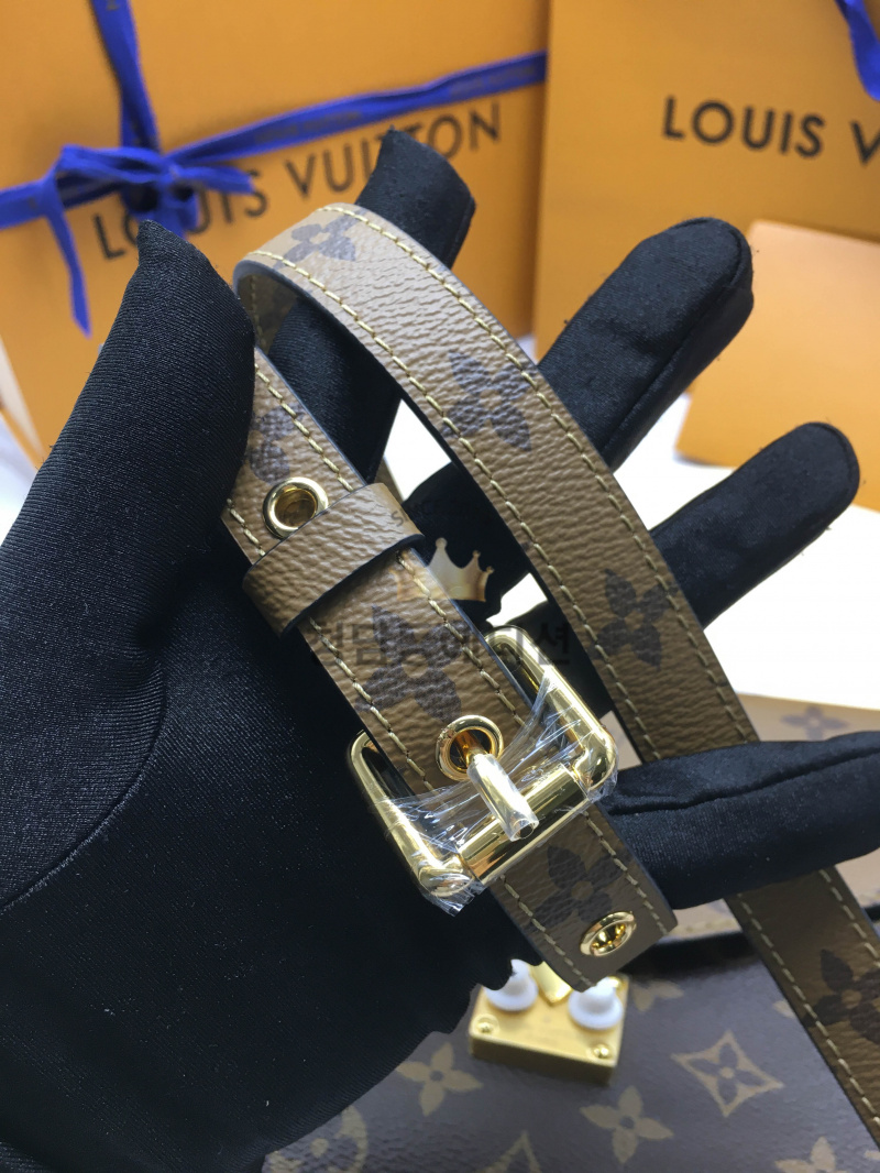 0f9f4978c7bc5dadc0476b95a12db5c4_1765876661_0756.jpg 0f9f4978c7bc5dadc0476b95a12db5c4_1765876661_0756.jpg