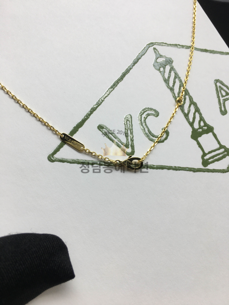 27700ffdccbe15cf0a7b85b1c8a9f6eb_1765532486_4874.jpg 27700ffdccbe15cf0a7b85b1c8a9f6eb_1765532486_4874.jpg