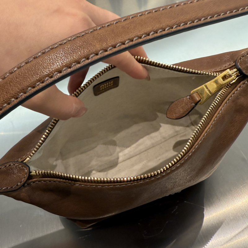 45f864f9048d880693b505fb359a1118_1765250832_6051.jpg 45f864f9048d880693b505fb359a1118_1765250832_6051.jpg