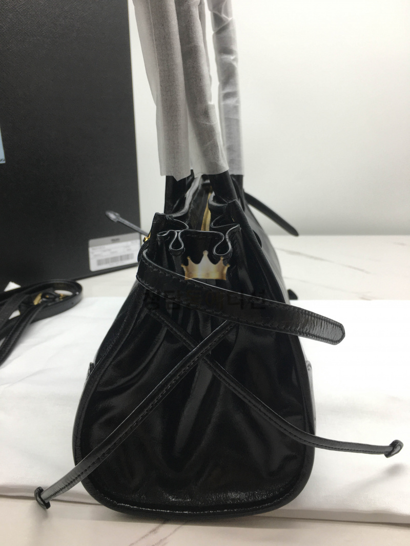 b378af33111a637756f88ac4ea245937_1764733294_874.jpg b378af33111a637756f88ac4ea245937_1764733294_874.jpg