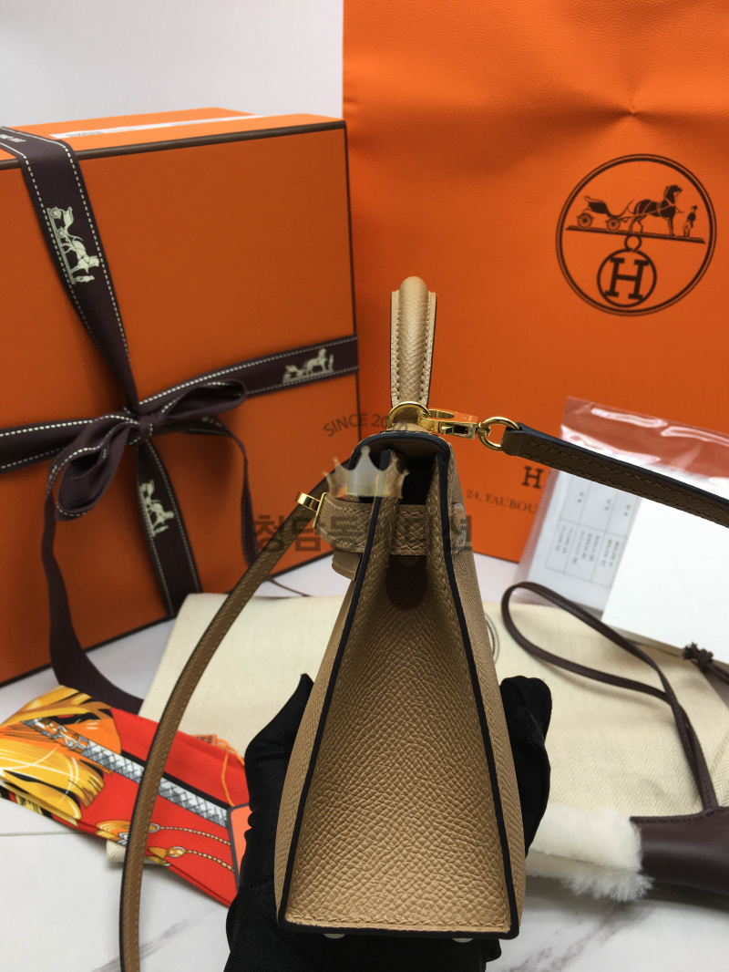 b378af33111a637756f88ac4ea245937_1764736306_9877.jpg b378af33111a637756f88ac4ea245937_1764736306_9877.jpg