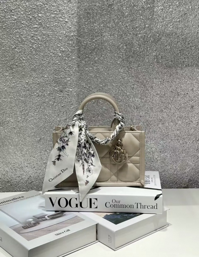 b378af33111a637756f88ac4ea245937_1764752799_99.jpg b378af33111a637756f88ac4ea245937_1764752799_99.jpg