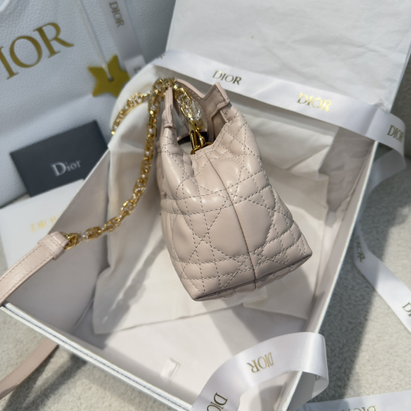 b378af33111a637756f88ac4ea245937_1764753266_1325.jpg b378af33111a637756f88ac4ea245937_1764753266_1325.jpg