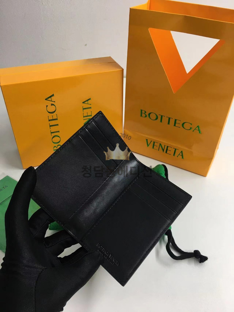 b5ac162f3bc4b7fa5cb0f4cef64bcb30_1765967367_5003.jpg b5ac162f3bc4b7fa5cb0f4cef64bcb30_1765967367_5003.jpg