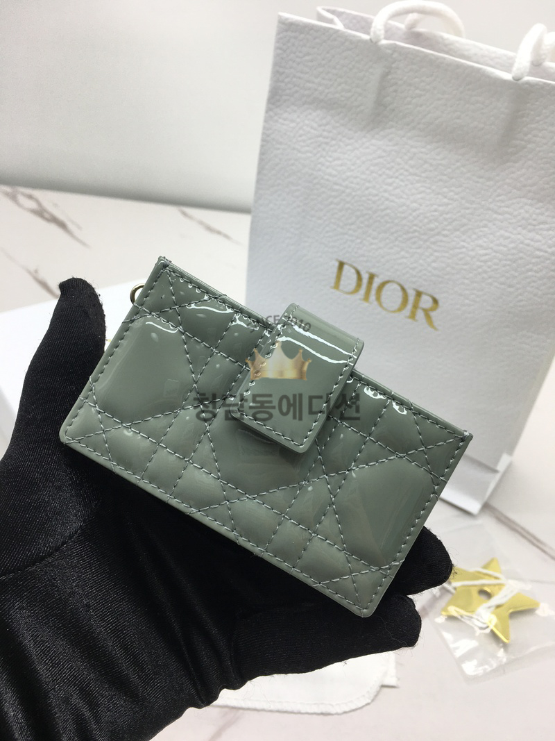 b5ac162f3bc4b7fa5cb0f4cef64bcb30_1765972597_0156.jpg b5ac162f3bc4b7fa5cb0f4cef64bcb30_1765972597_0156.jpg