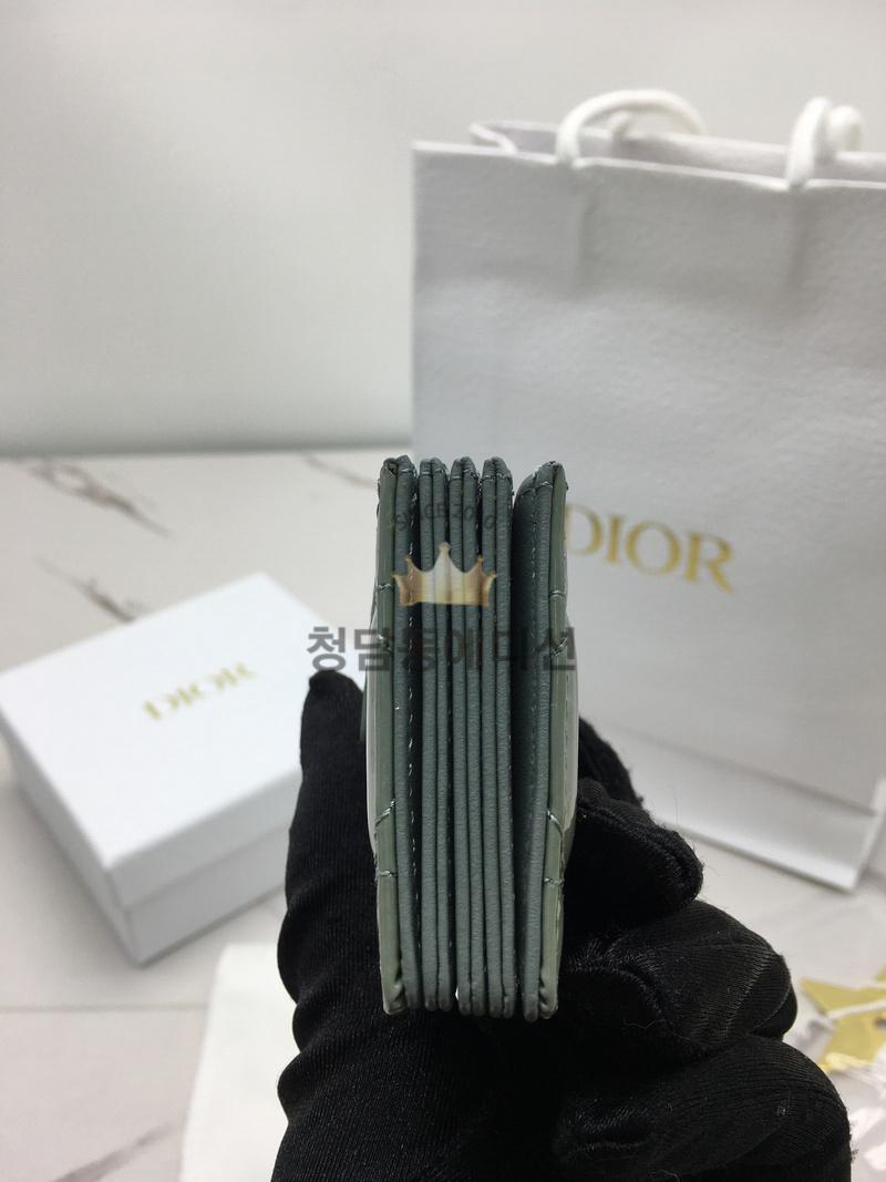 b5ac162f3bc4b7fa5cb0f4cef64bcb30_1765972600_1747.jpg b5ac162f3bc4b7fa5cb0f4cef64bcb30_1765972600_1747.jpg