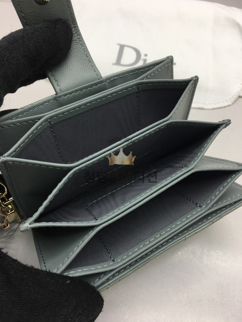 b5ac162f3bc4b7fa5cb0f4cef64bcb30_1765972601_1168.jpg b5ac162f3bc4b7fa5cb0f4cef64bcb30_1765972601_1168.jpg