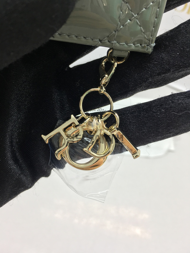 b5ac162f3bc4b7fa5cb0f4cef64bcb30_1765972602_004.jpg b5ac162f3bc4b7fa5cb0f4cef64bcb30_1765972602_004.jpg