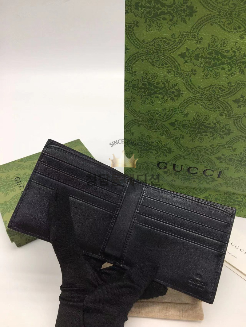 b5ac162f3bc4b7fa5cb0f4cef64bcb30_1765974647_7106.jpg b5ac162f3bc4b7fa5cb0f4cef64bcb30_1765974647_7106.jpg