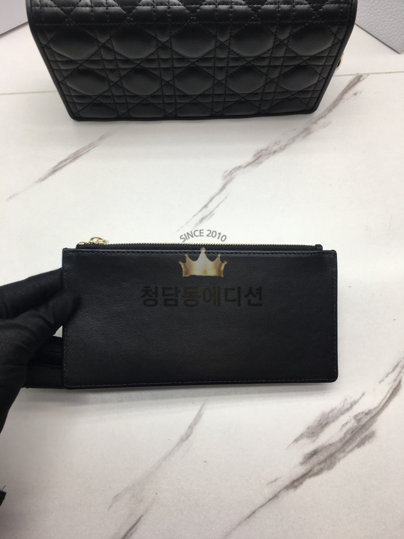 b5ac162f3bc4b7fa5cb0f4cef64bcb30_1765977631_8711.jpg b5ac162f3bc4b7fa5cb0f4cef64bcb30_1765977631_8711.jpg