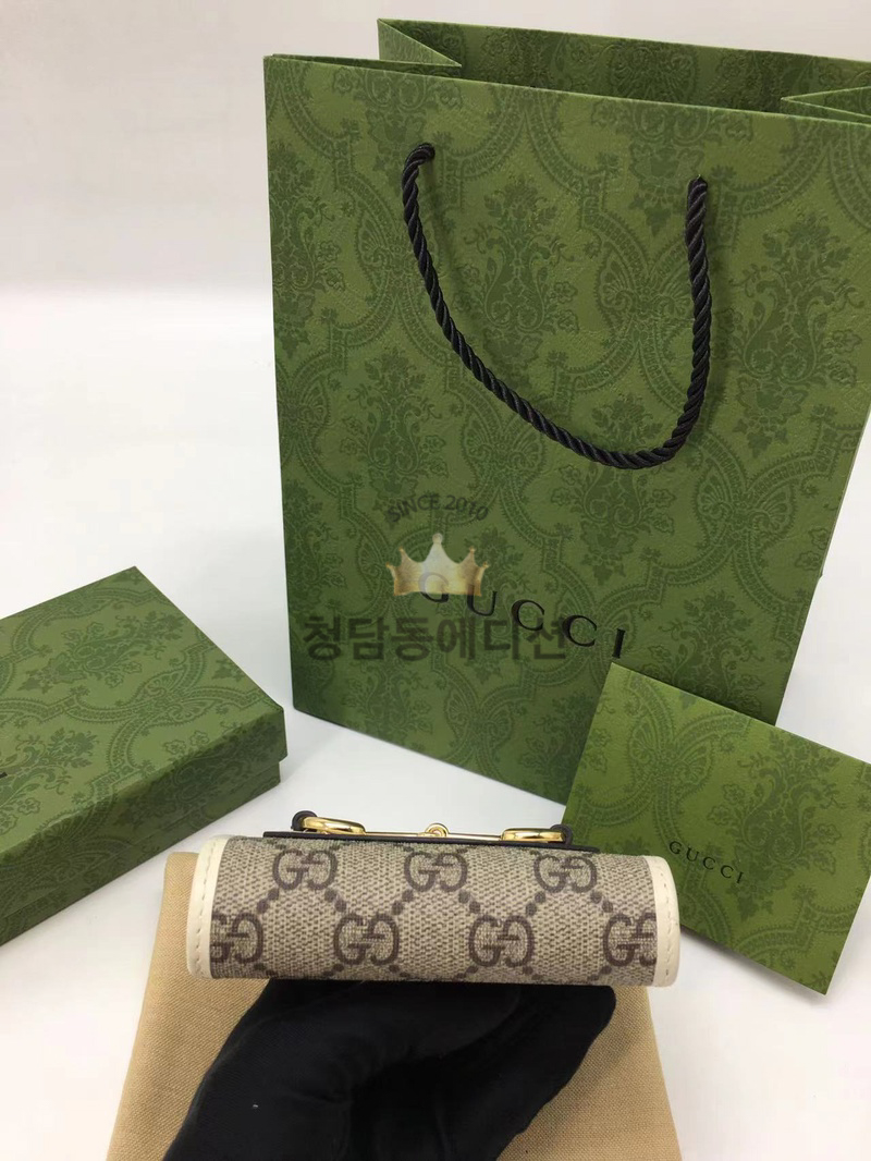 b5ac162f3bc4b7fa5cb0f4cef64bcb30_1765977882_8679.jpg b5ac162f3bc4b7fa5cb0f4cef64bcb30_1765977882_8679.jpg