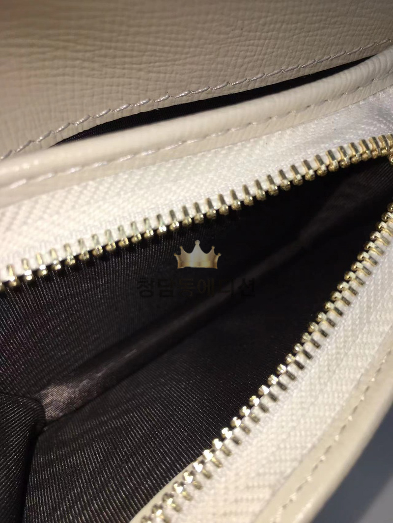 b5ac162f3bc4b7fa5cb0f4cef64bcb30_1765977889_6553.jpg b5ac162f3bc4b7fa5cb0f4cef64bcb30_1765977889_6553.jpg