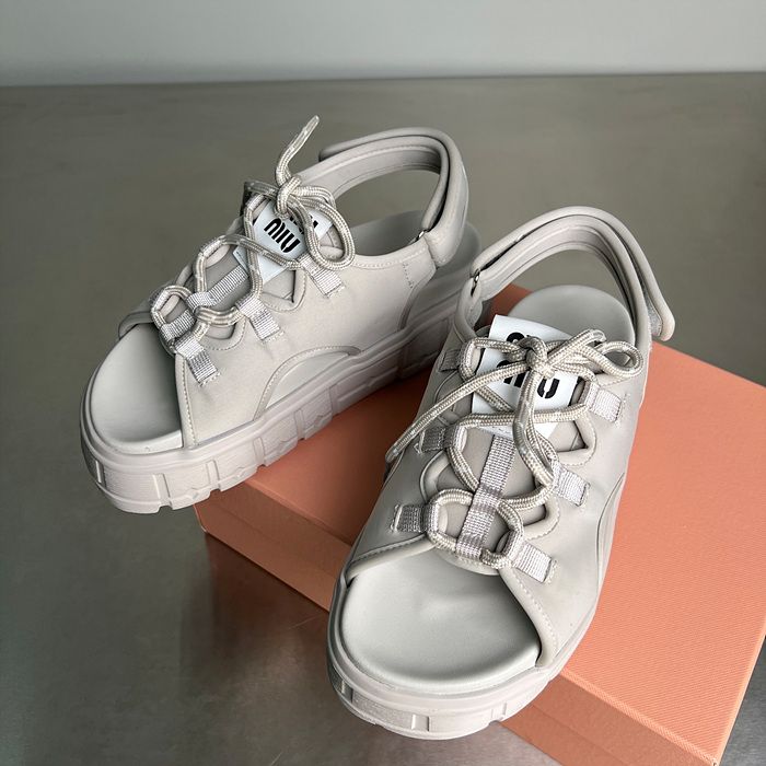 b6804ac974dc927e3050b93701879997_1765445357_1406.jpg b6804ac974dc927e3050b93701879997_1765445357_1406.jpg