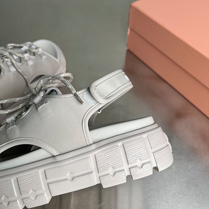 b6804ac974dc927e3050b93701879997_1765445357_6018.jpg b6804ac974dc927e3050b93701879997_1765445357_6018.jpg