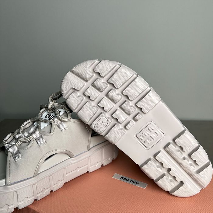 b6804ac974dc927e3050b93701879997_1765445357_947.jpg b6804ac974dc927e3050b93701879997_1765445357_947.jpg