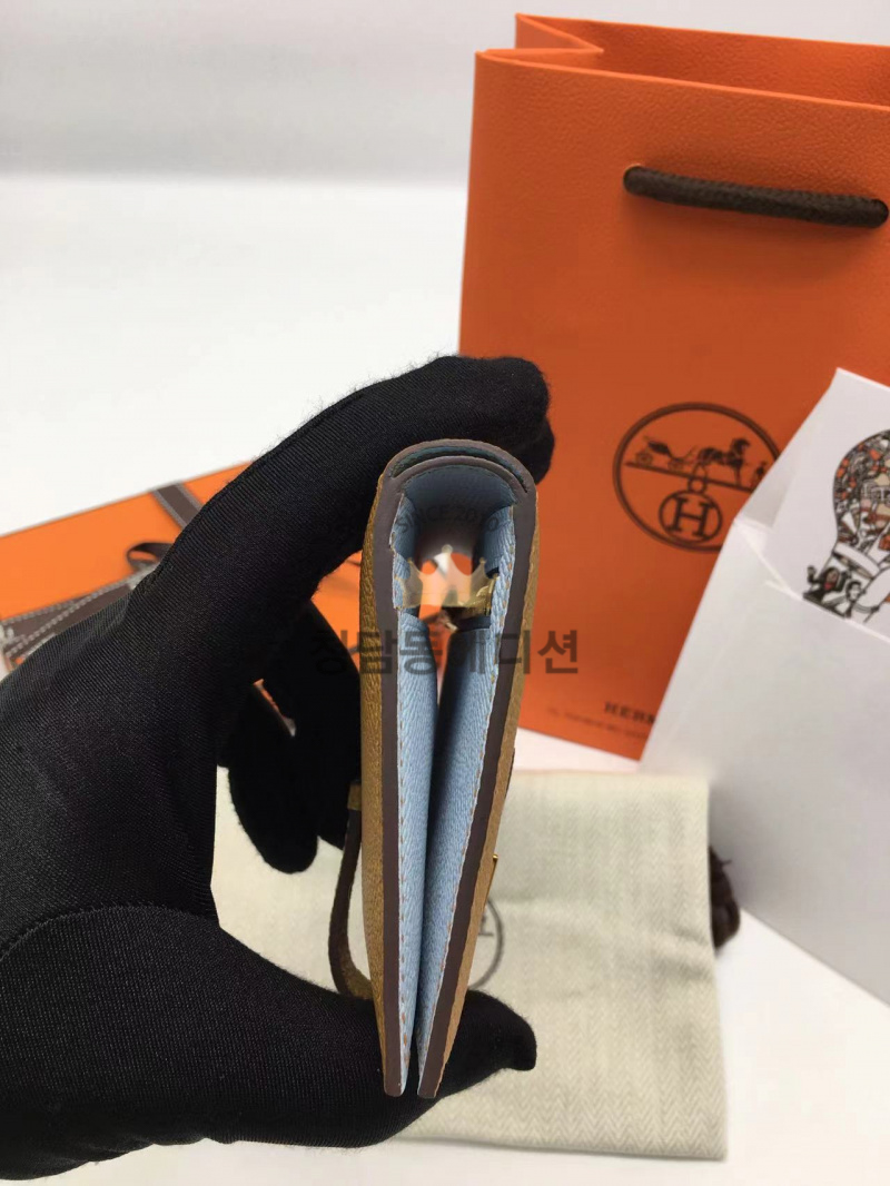 b718d6c54f15236bbdc805ff587e646a_1765605455_9231.jpg b718d6c54f15236bbdc805ff587e646a_1765605455_9231.jpg