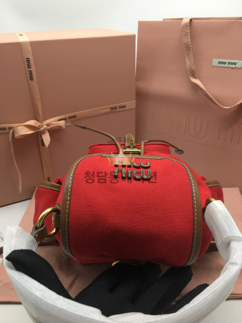 b90a4758de98ac41699a4e64bb0e3376_1765184947_4818.jpg b90a4758de98ac41699a4e64bb0e3376_1765184947_4818.jpg